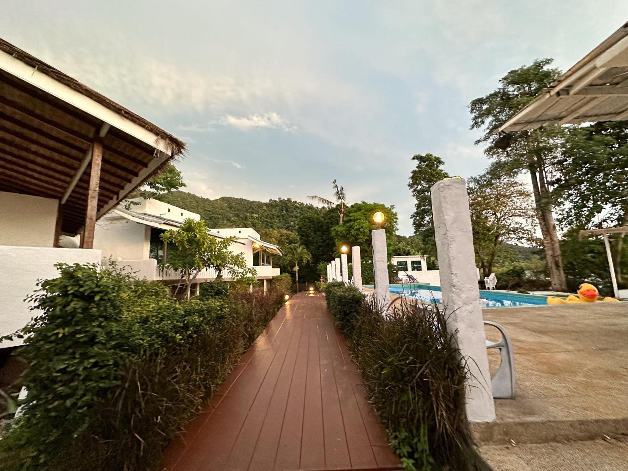 Готель Capital O 75411 Navagio​ Boutique​ Koh​ Chang​ Трат Екстер'єр фото